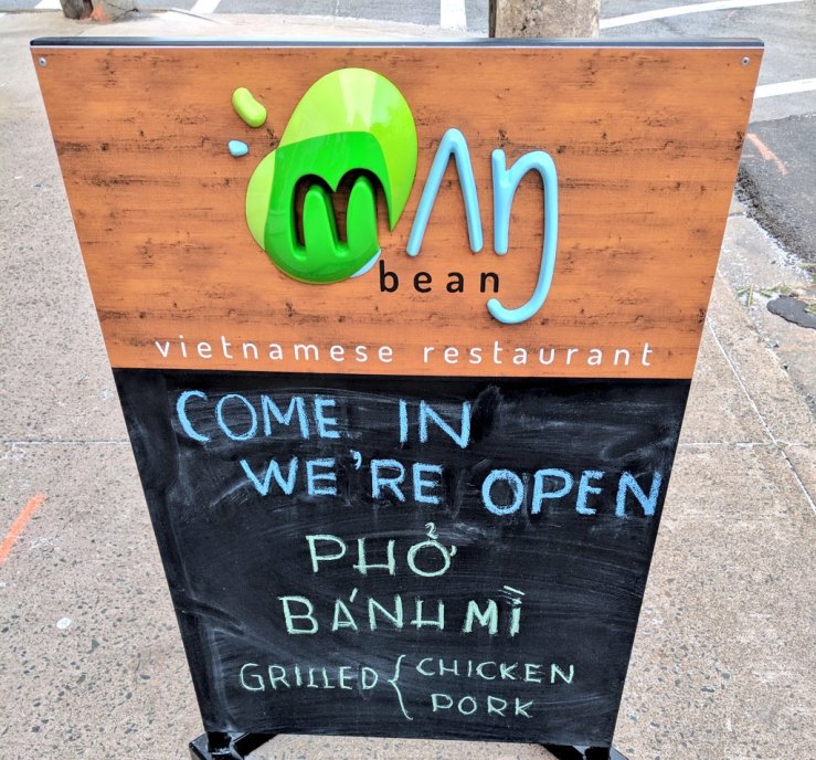 mung restaurant IPA sign